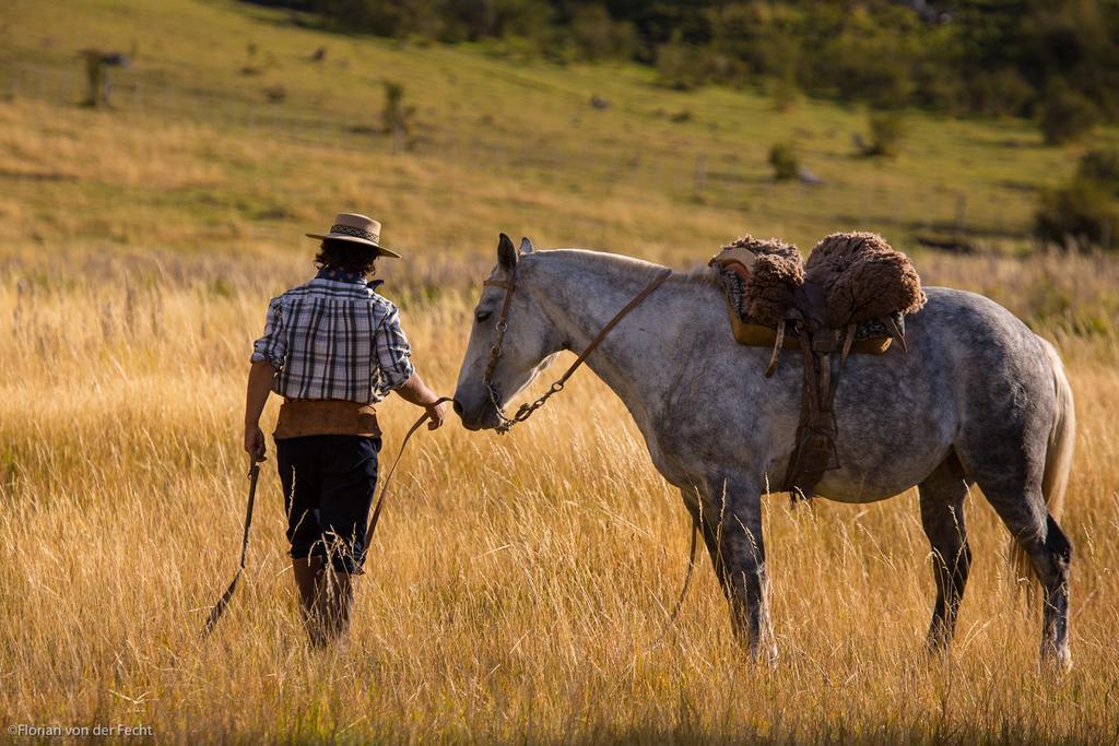 Estancia Nibepo Aike Colonia Francisco Perito Moreno Екстериор снимка